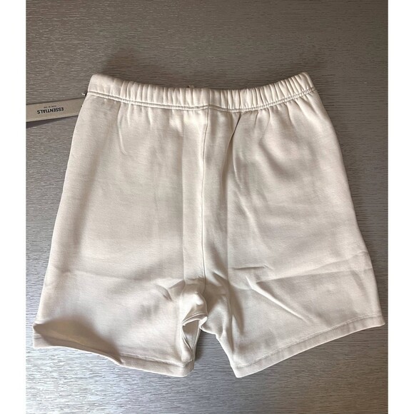 Fear of God Essentials Sweatshorts Eggshell Brand New - Picture 6 of 6